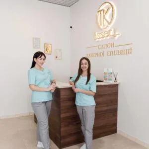 Салон всередині