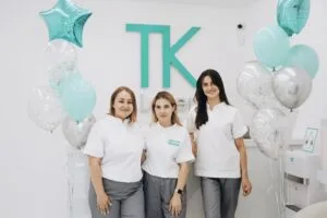 Працівники салону